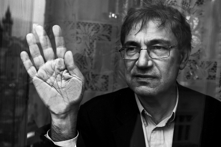 Orhan Pamuk por Stanislav Krupař